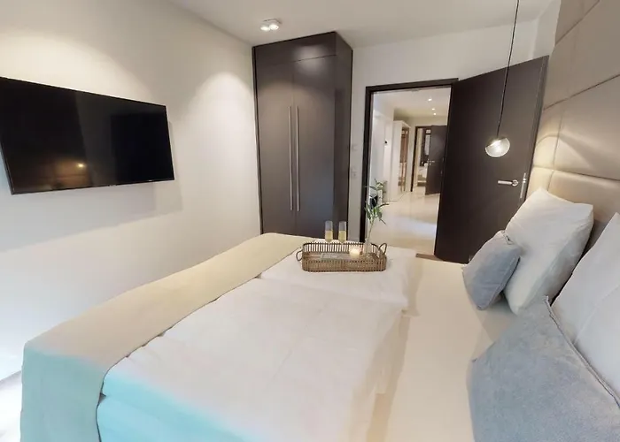 White Pearl 3.05 Apartment