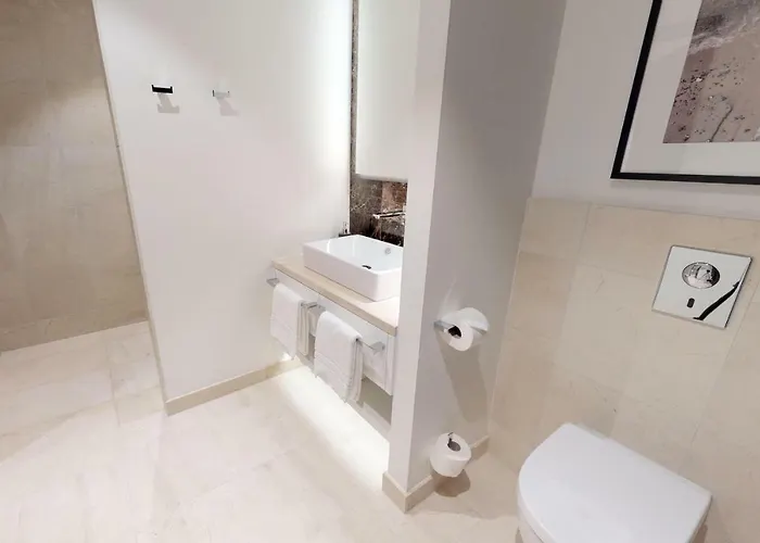 White Pearl 3.05 Apartment *